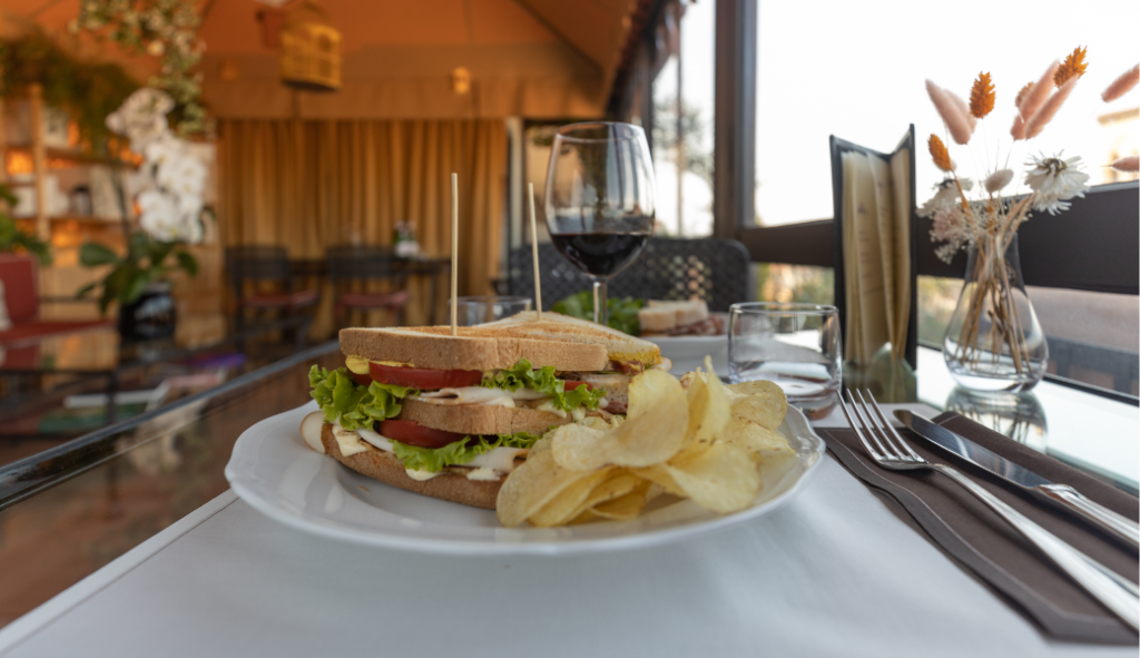 Lunch in Tower: light and tasty