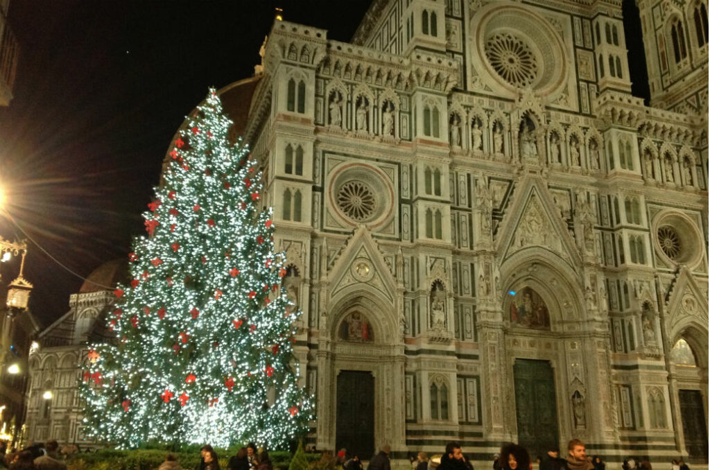 Tour degli alberi di Natale a Firenze