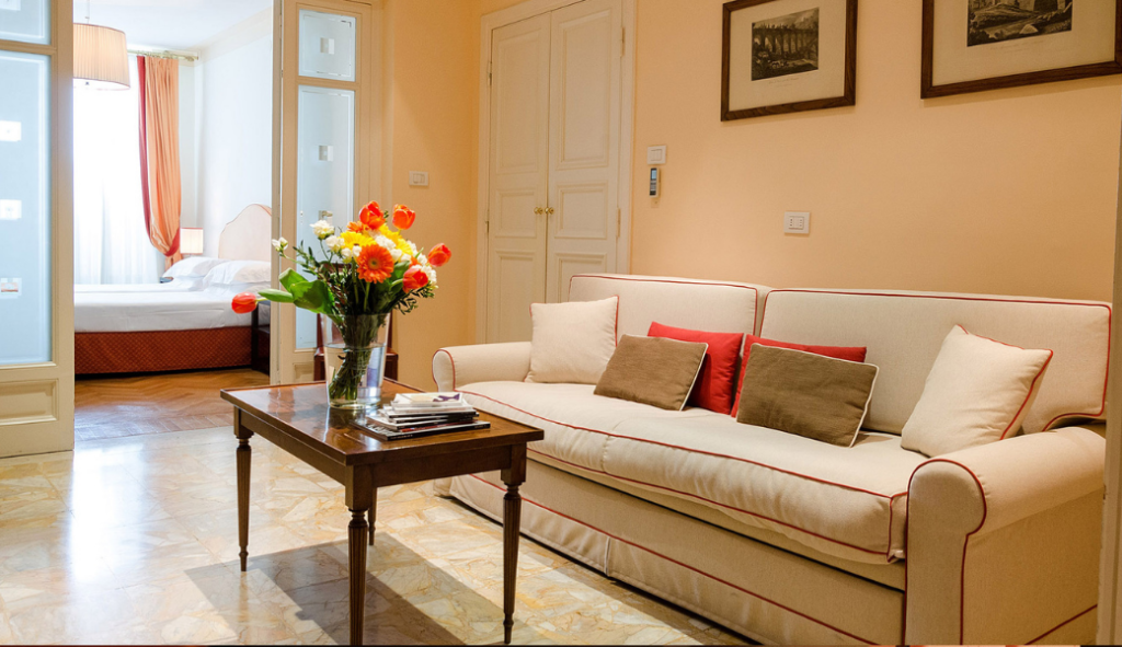 Apartment Location Ponte Santa Trinita: your home away from home